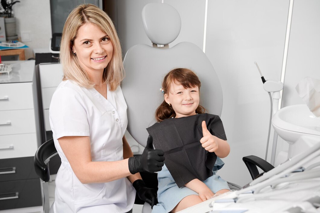 Jak wybrać najlepszego stomatologa dla swojego dziecka – kluczowe aspekty do rozważenia